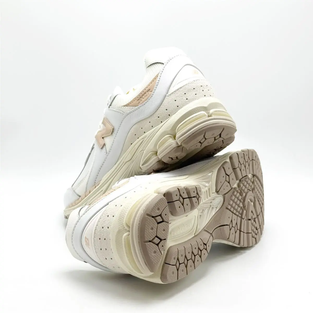 New Balance shoes - New Balance 2002R - M2002RVF - White 8
