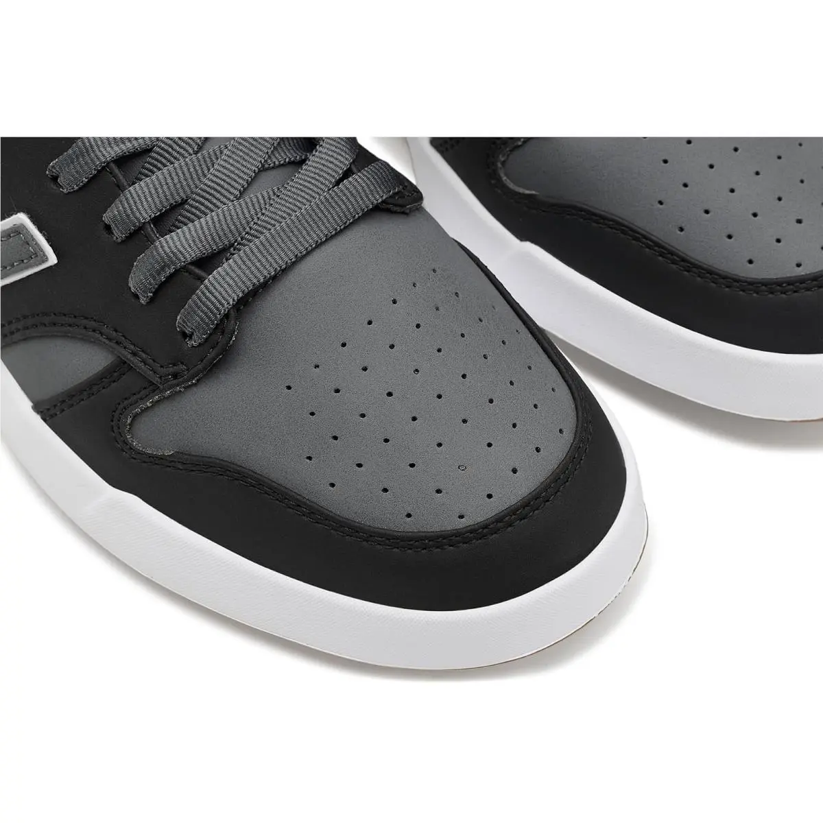 New Balance shoes - Black/Grey 11