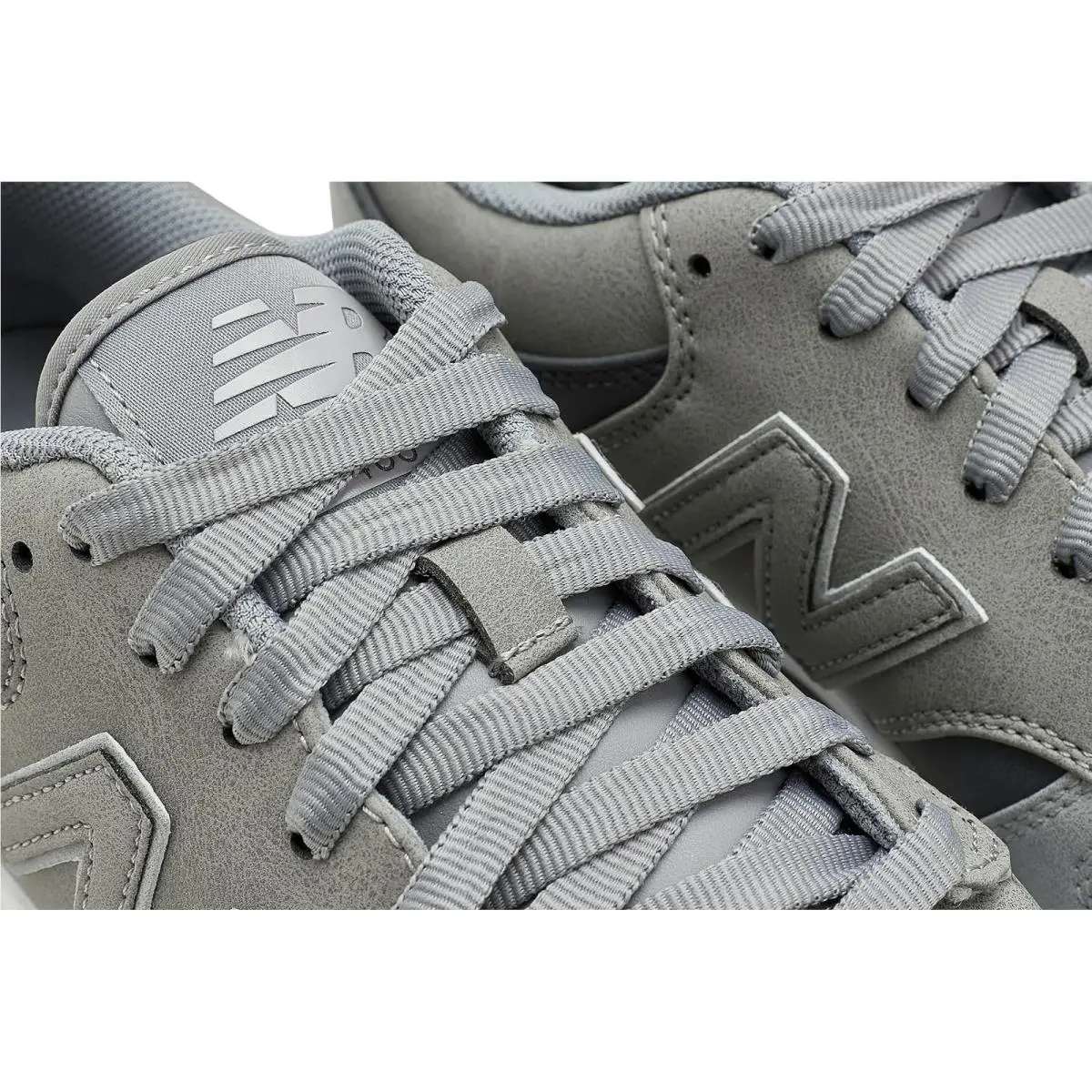 New Balance shoes - Black/Grey 18