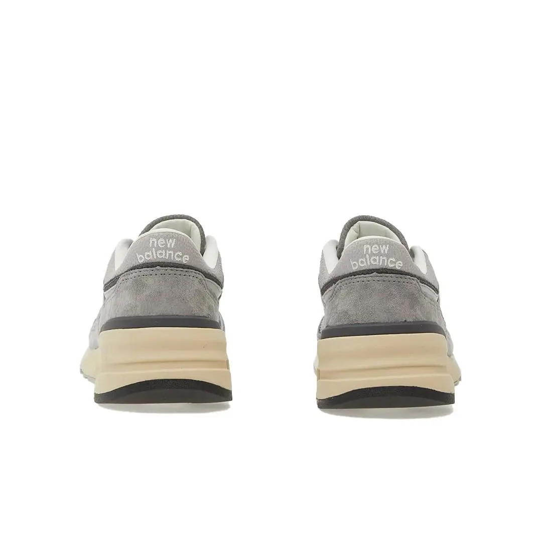 New Balance shoes - Grey 5