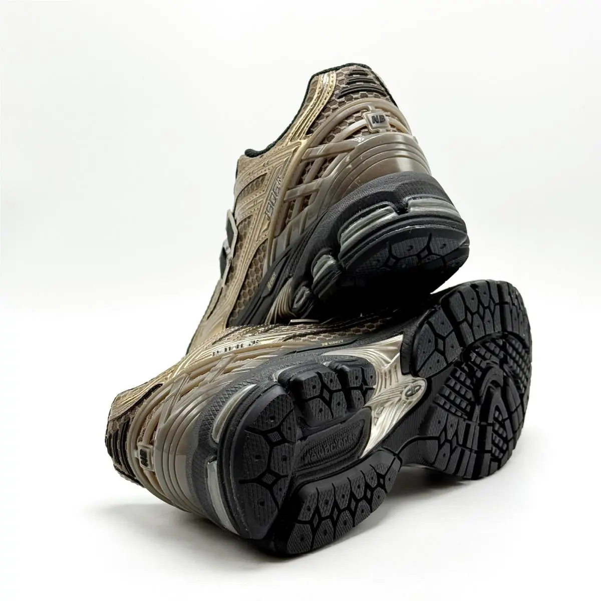 New Balance shoes - New Balance 1906R - U1906RCJ - Gold 8