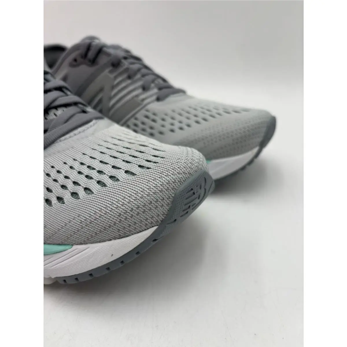 New Balance shoes - New Balance 860 - W860P10 - Gray 0