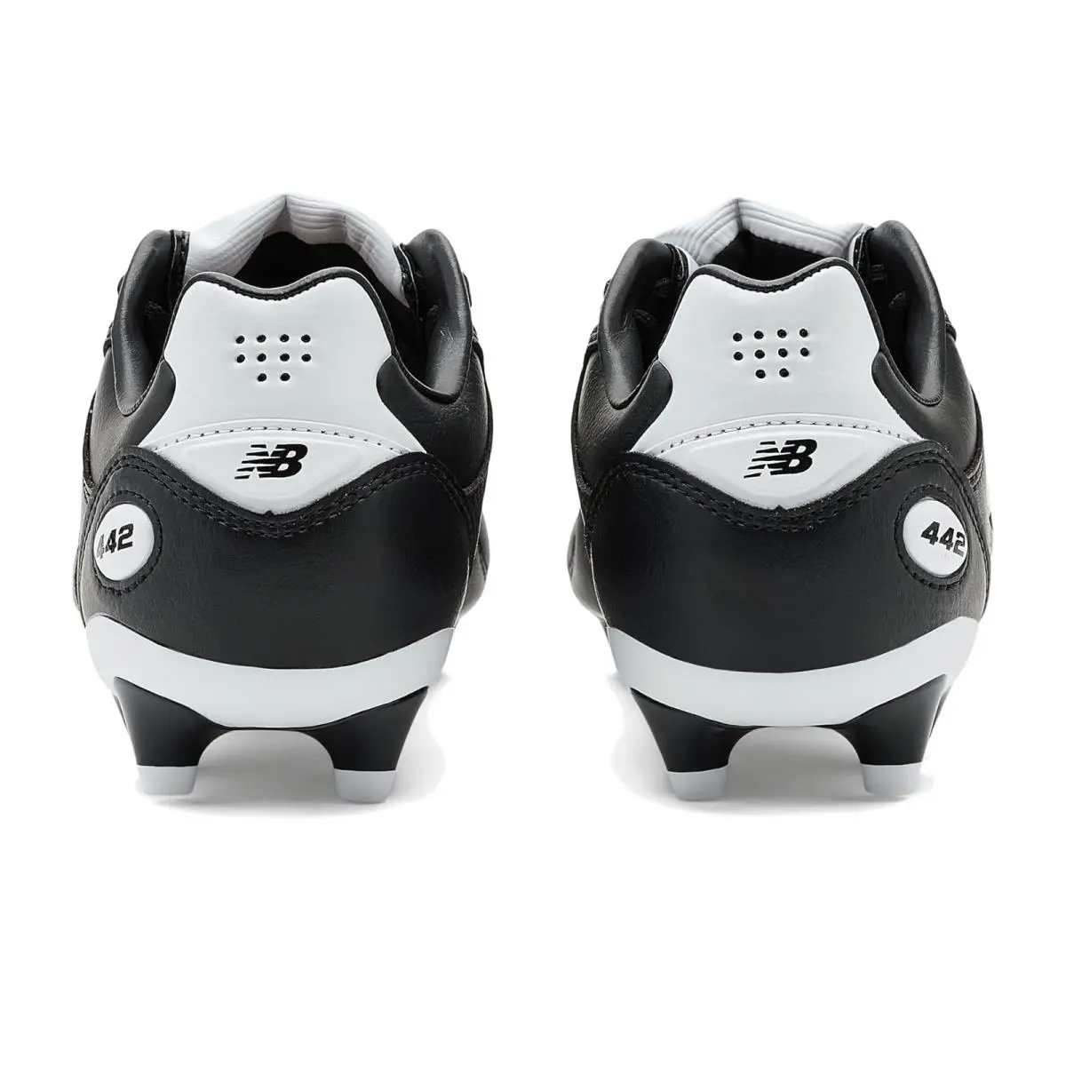New Balance shoes - Black/NB White 5