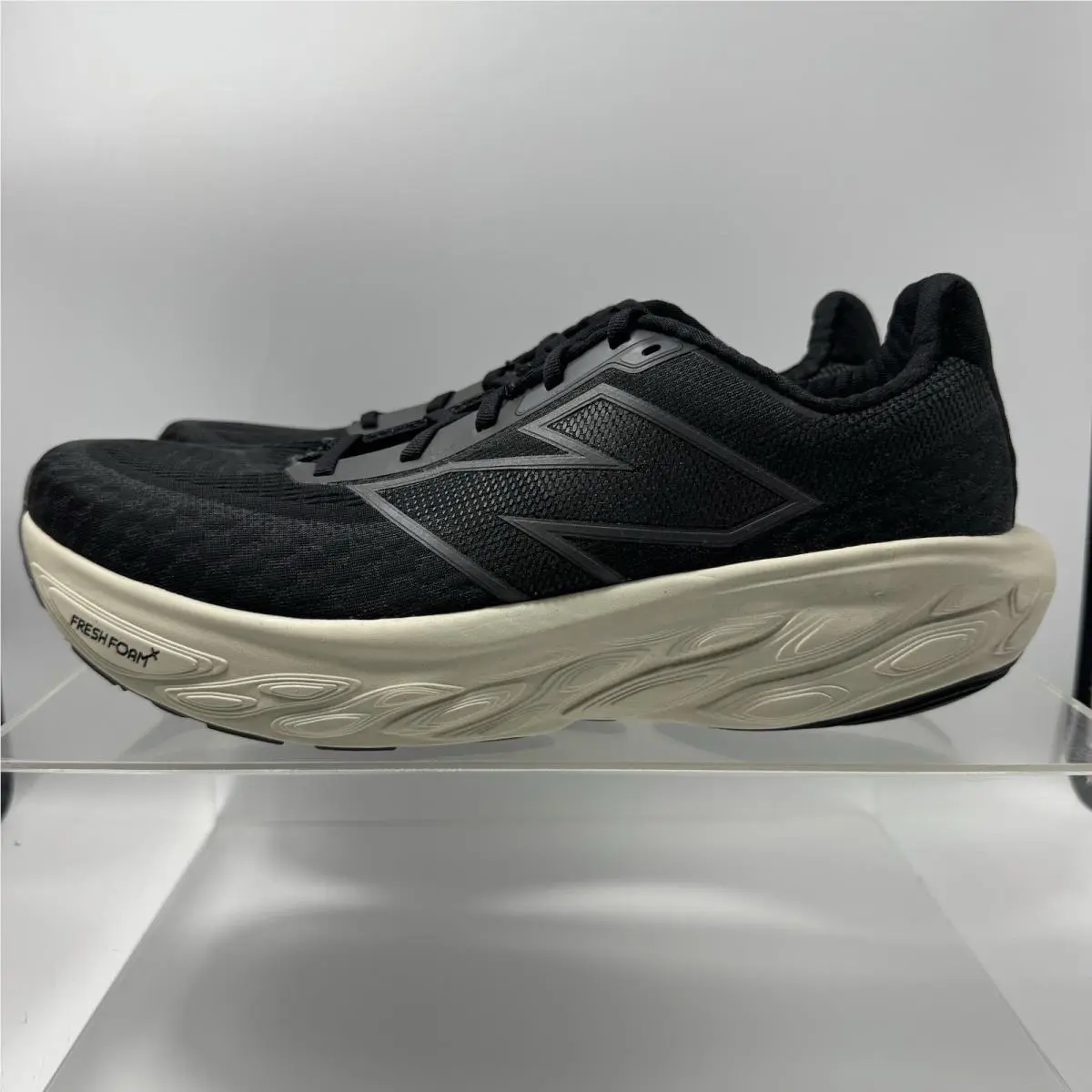 New Balance Fresh Foam 1080V14 W1080B14 Black Women’s Size 10 Shoes