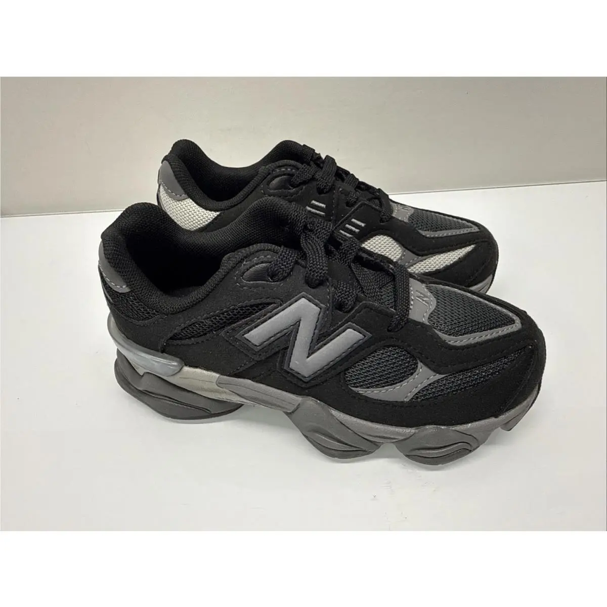 New Balance shoes - 9060 - PC9060BK - Black 0