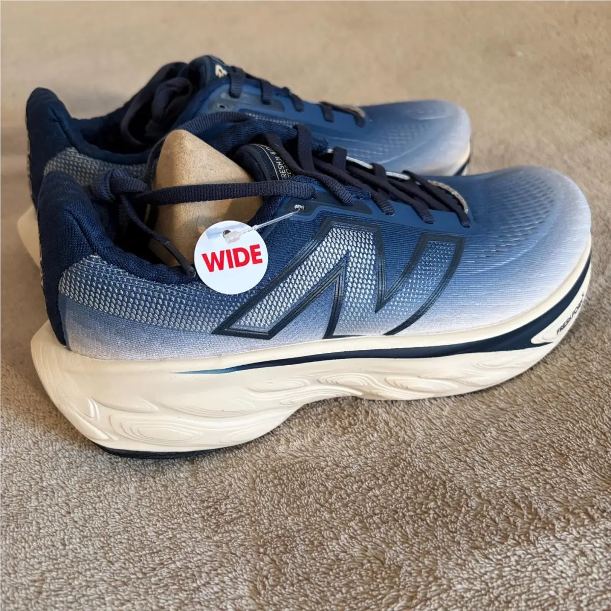 New Balance 1080v14 Womens Size 7 Wide Blue/white Athletic Running Sneakers