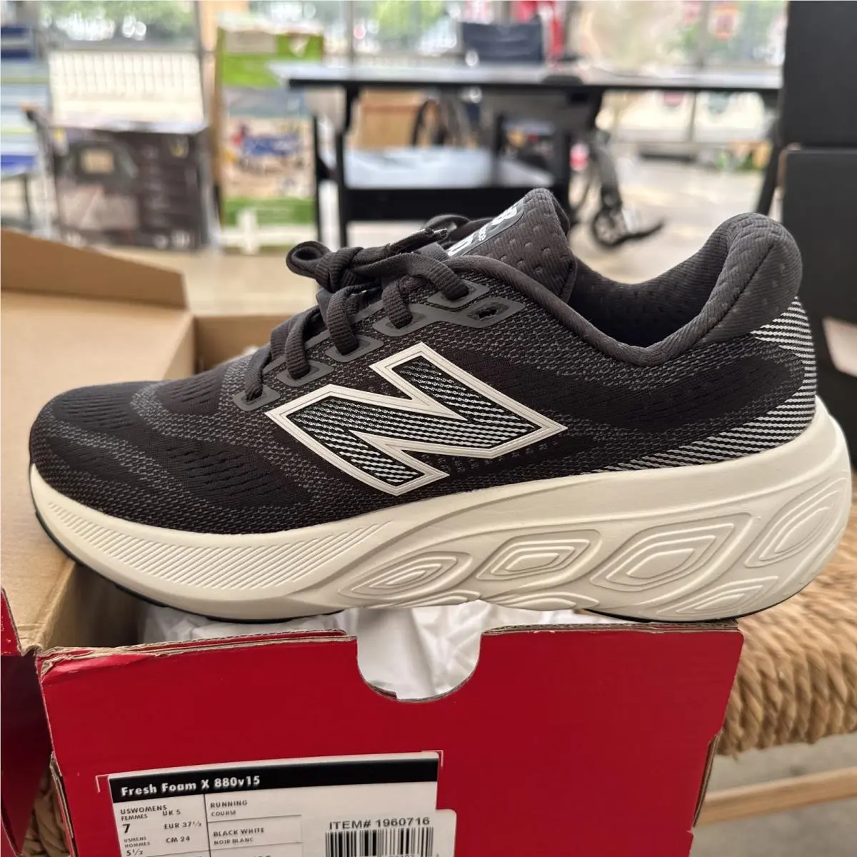 New Balance shoes - New Balance 880 - W880H15 - Black (UPC: 737566884071) 1