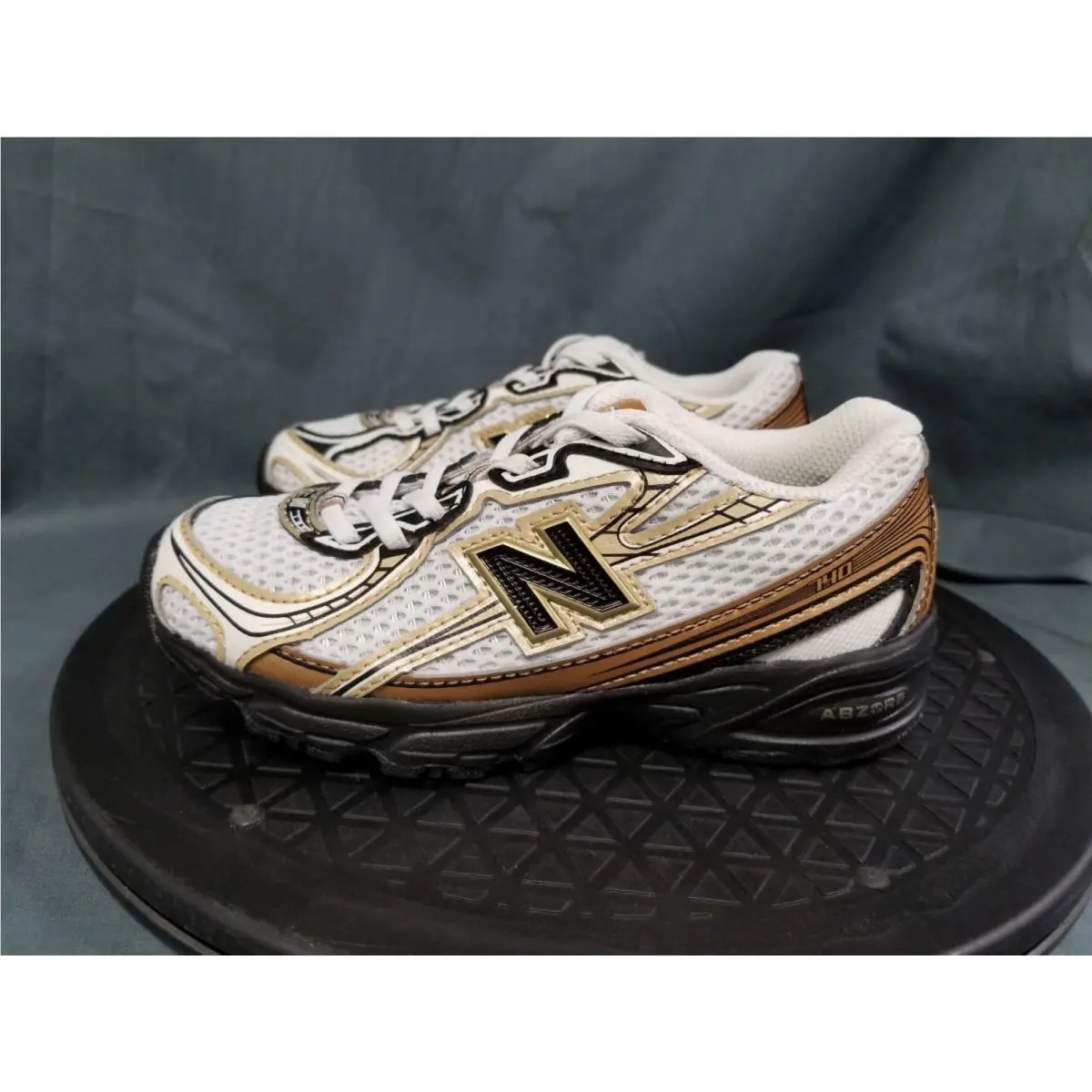 New Balance shoes - New Balance 740 - PZ740GM - Sea Salt/Black/Gold (UPC: 198687840474) 3