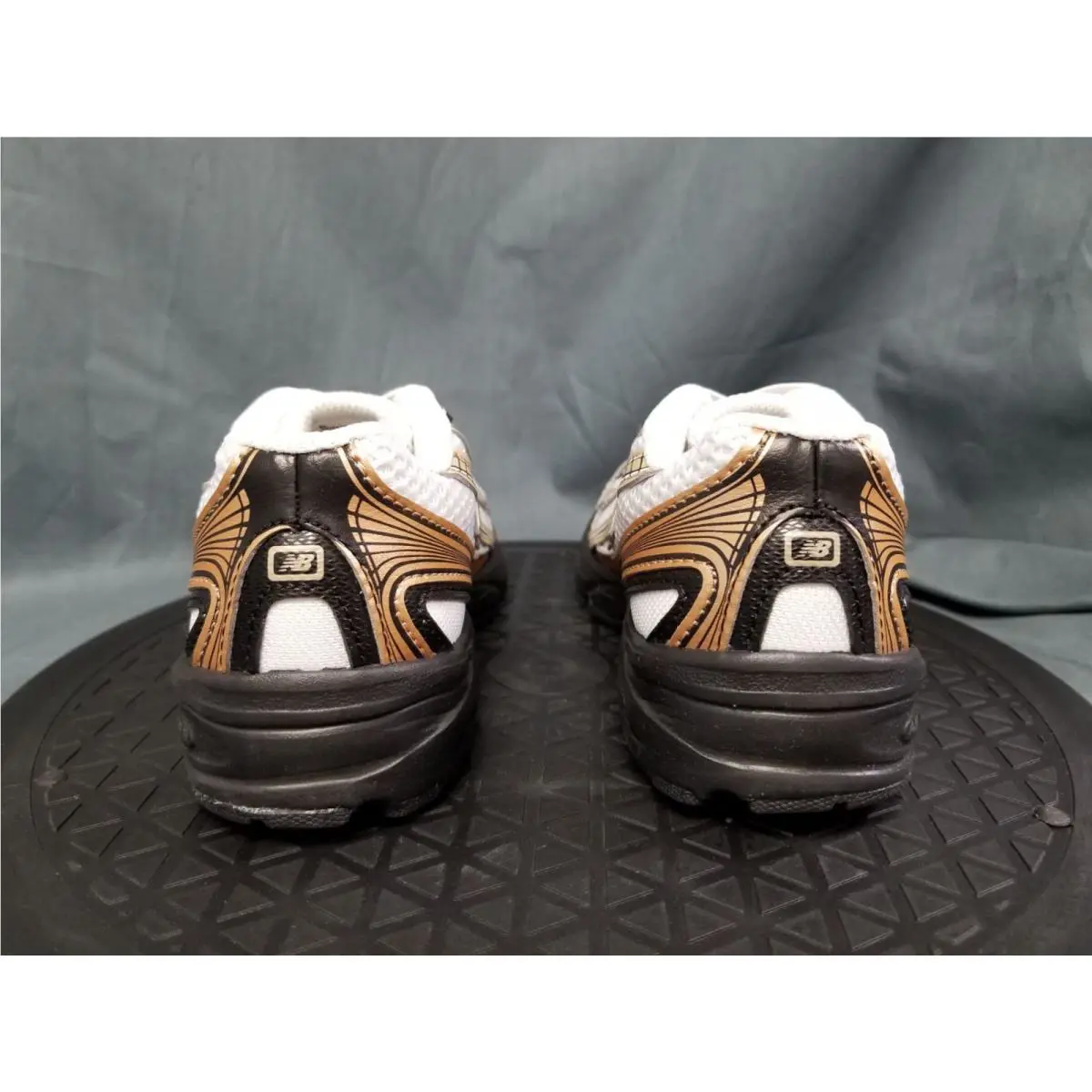 New Balance shoes - New Balance 740 - PZ740GM - Sea Salt/Black/Gold (UPC: 198687840474) 5