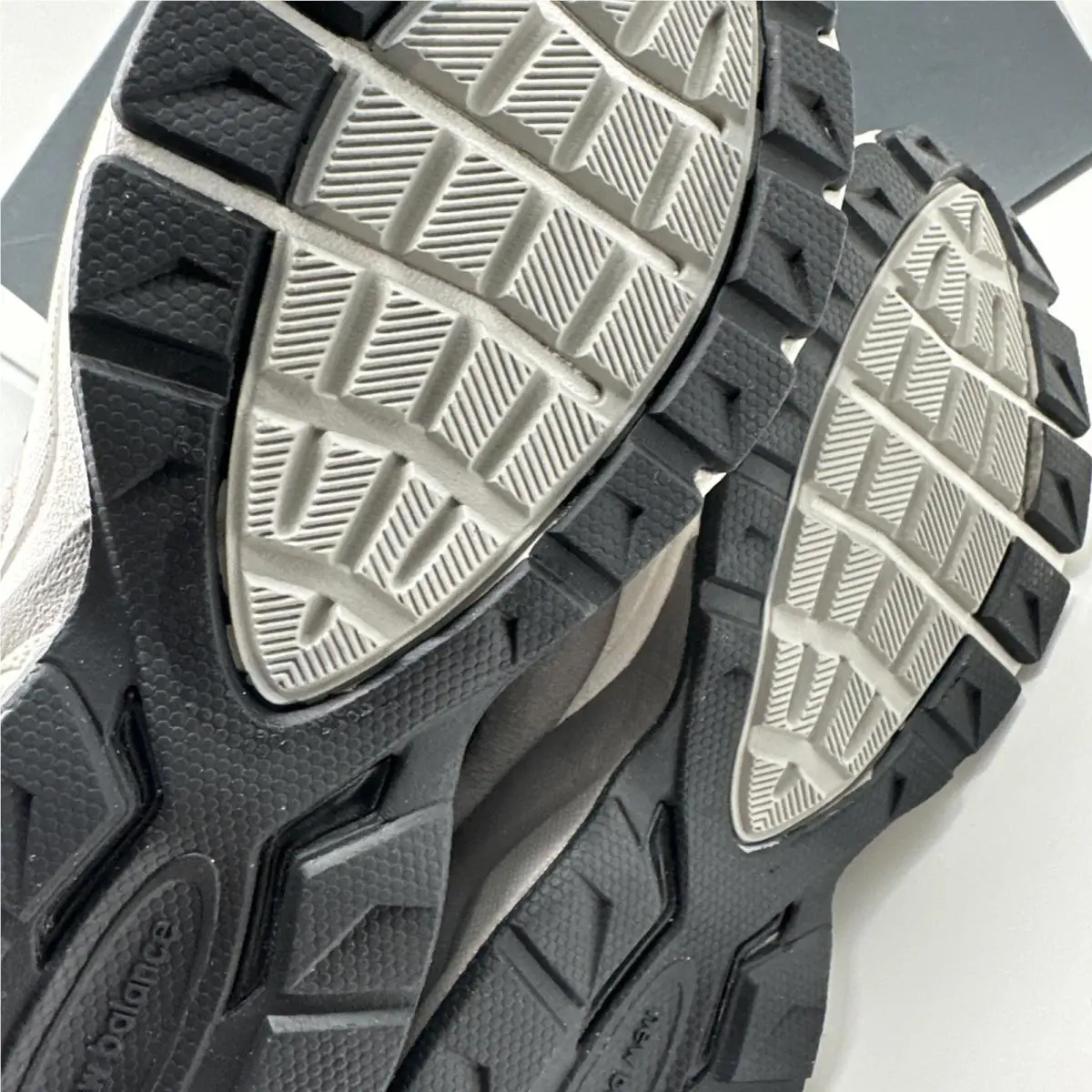 New Balance shoes - New Balance 990 - Gray 9