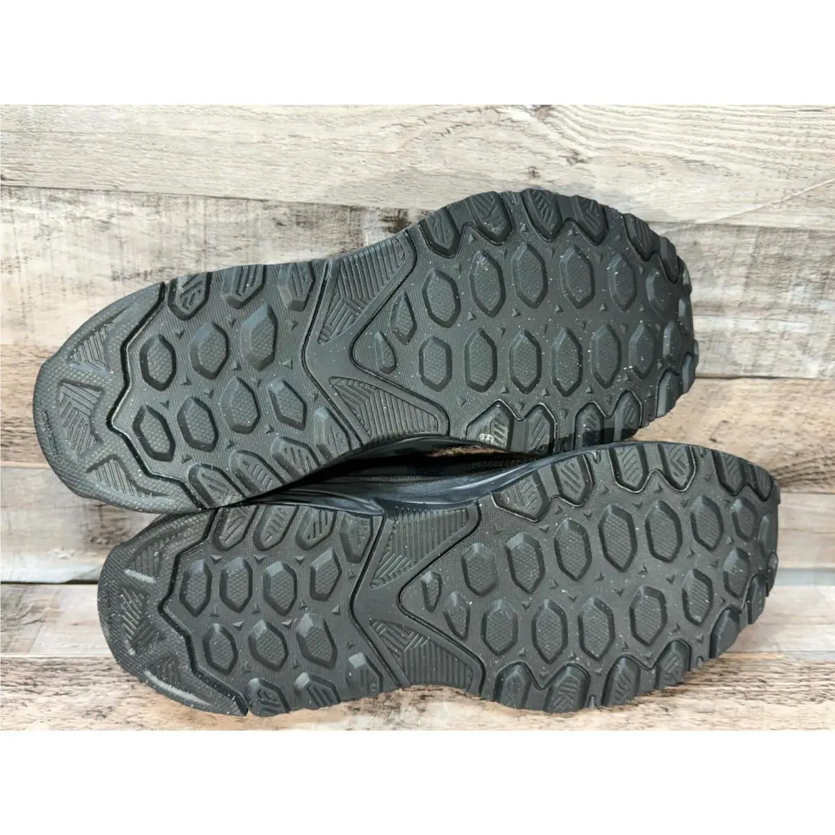 New Balance shoes - New Balance 510 - Black 8