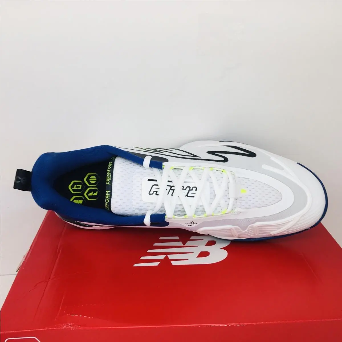 New Balance shoes - New Balance Fresh Foam - Fresh Foam - MCHRALW1 - White / Royal Blue / Black / Neon Green Accents 7