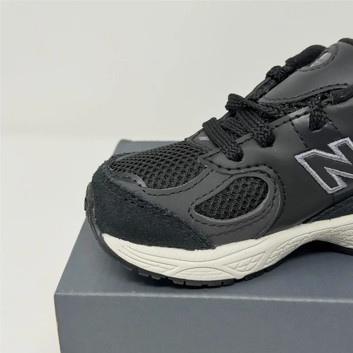 New Balance shoes - New Balance 2002R - Black (UPC: 0196941345079) 11