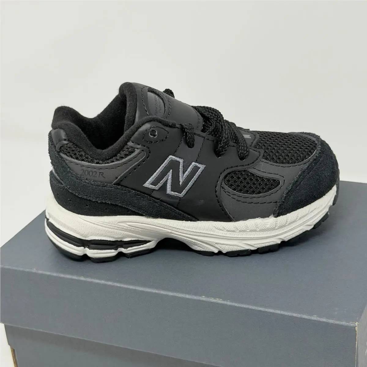 New Balance shoes - New Balance 2002R - Black (UPC: 0196941345079) 7