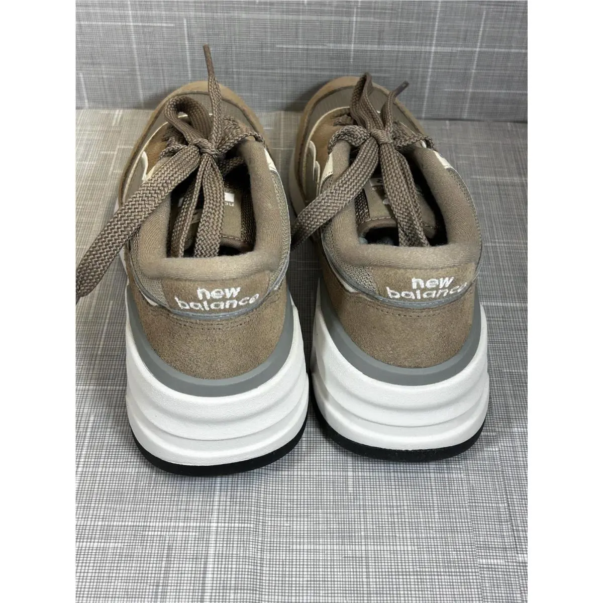New Balance shoes - New Balance 997R - U997RHSC - Mushroom/Brown/Beige 3
