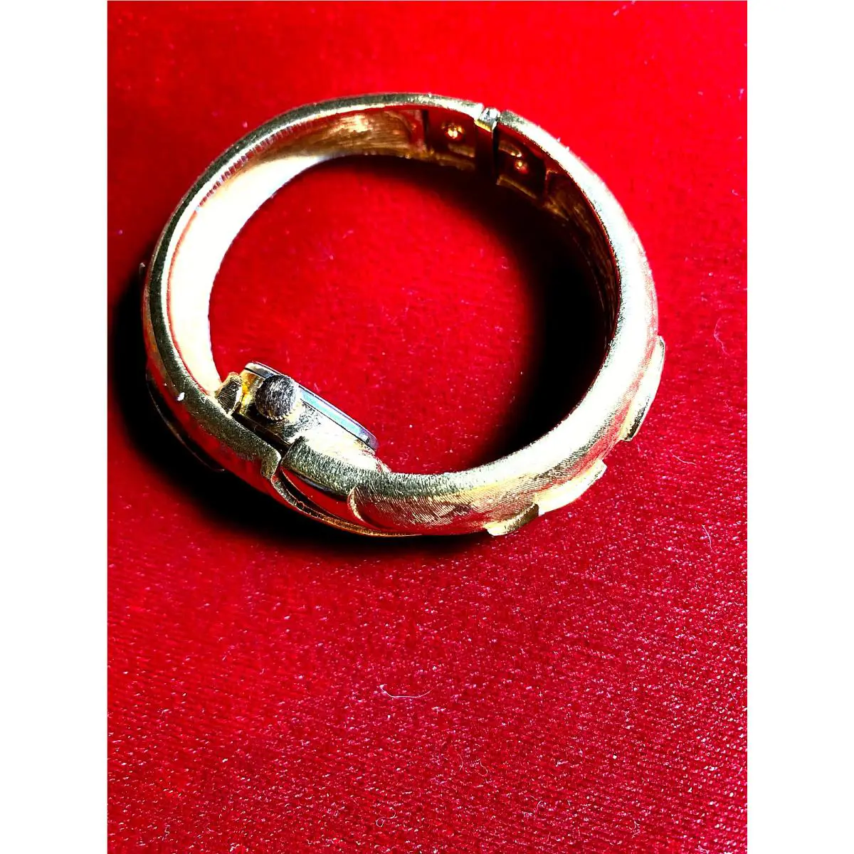 Gold Tone Watch Hide Away Heavy Made Extremely High Quality Needs Battery by Oris