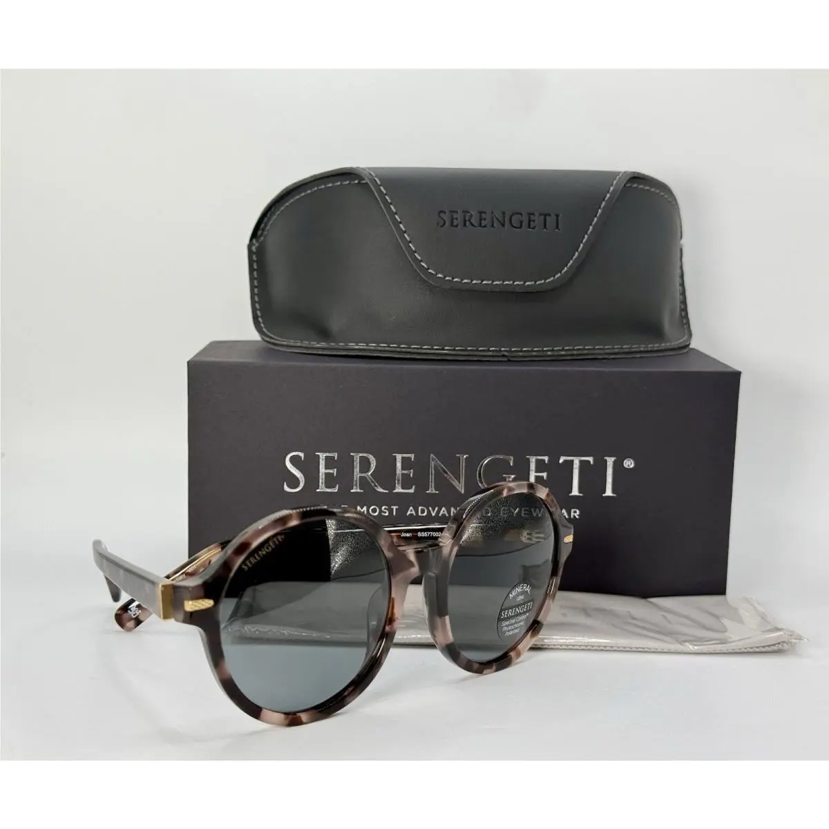 Sunglasses Joan SS577002-S Polarized Photochromatic by Serengeti