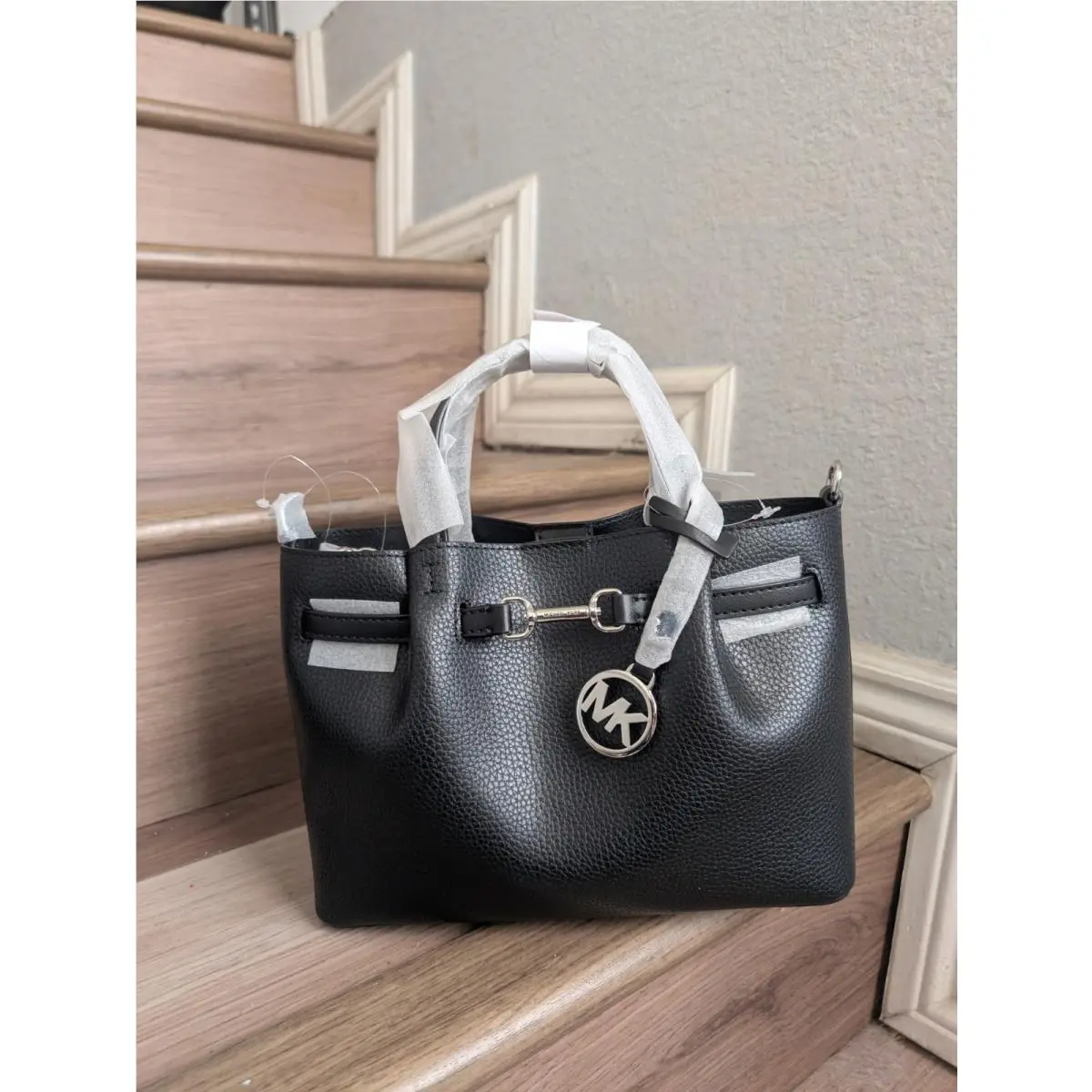 Michael Kors Carson Small Pebbled Leather Satchel Crossbody In Black