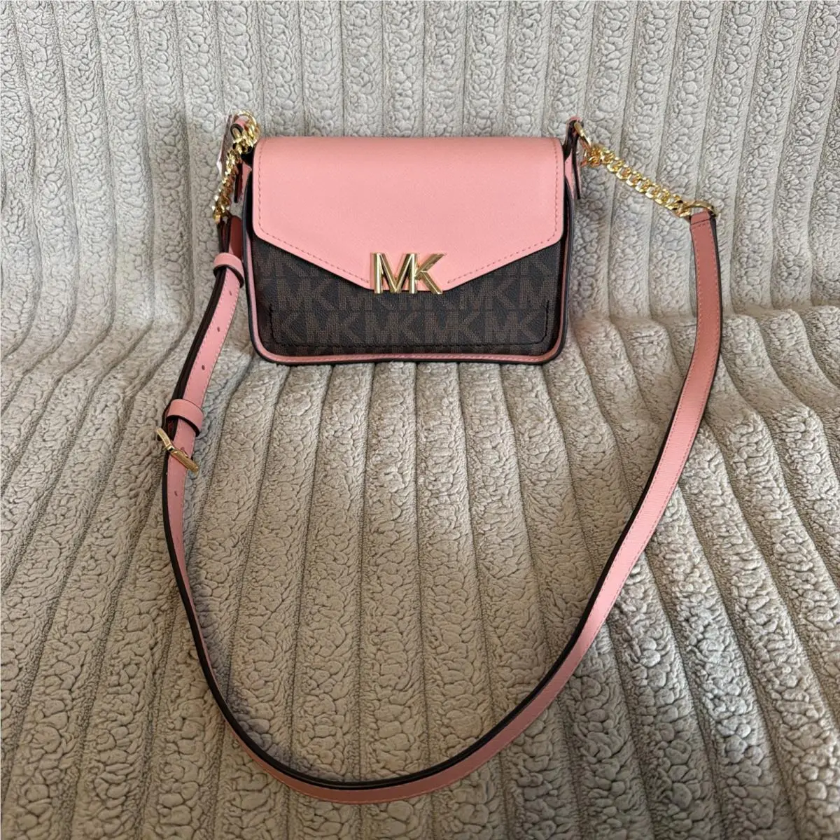 Michael Kors Small Flap Crossbody Messenger Bag Sylvia Carry On Purse Rare