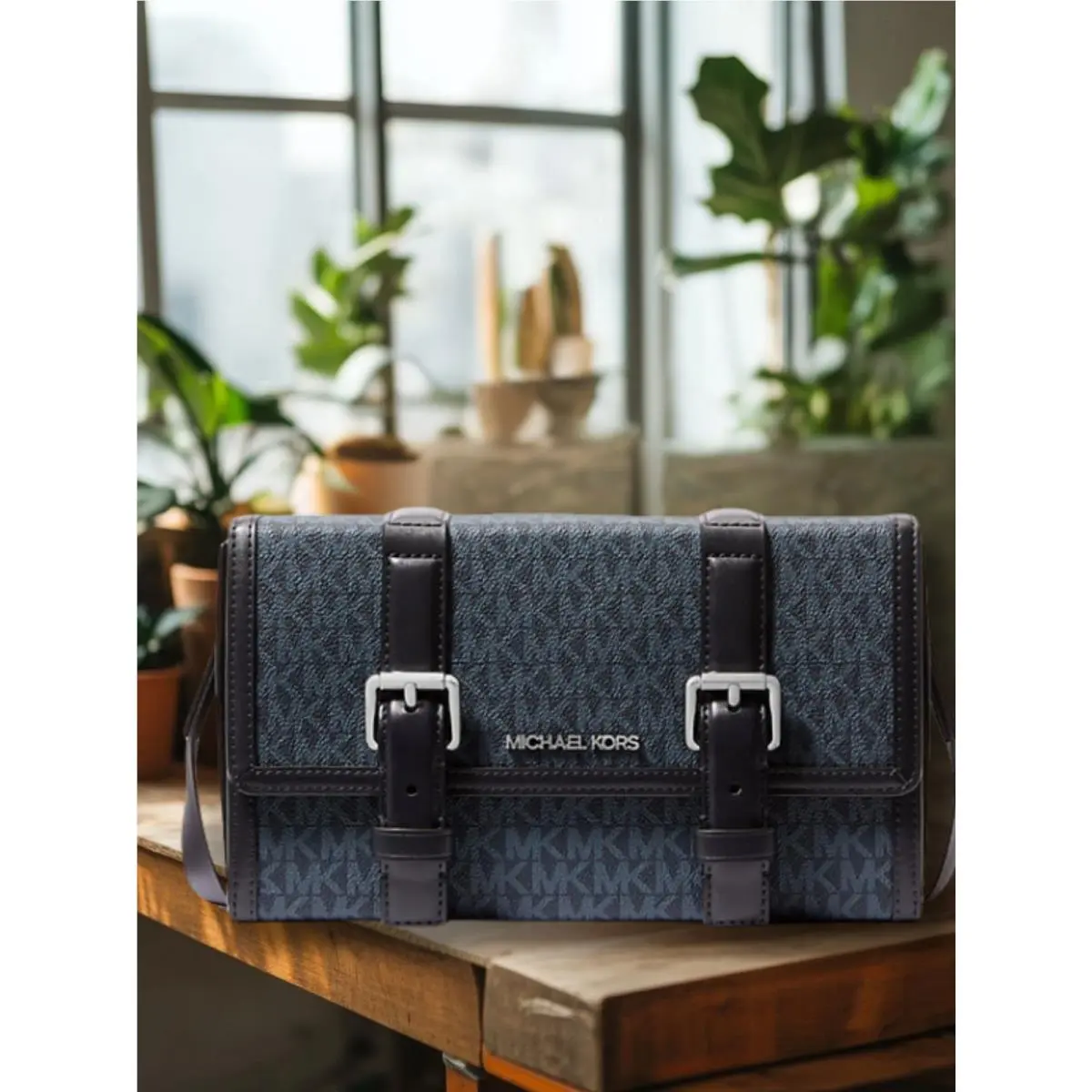 Michael Kors Cooper Men Signature MK Logo Trunk Crossbody Bag Shoulder Admiral