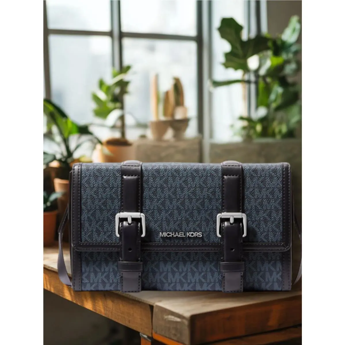 Michael Kors Cooper Men Signature MK Logo Trunk Crossbody Bag Shoulder Admiral
