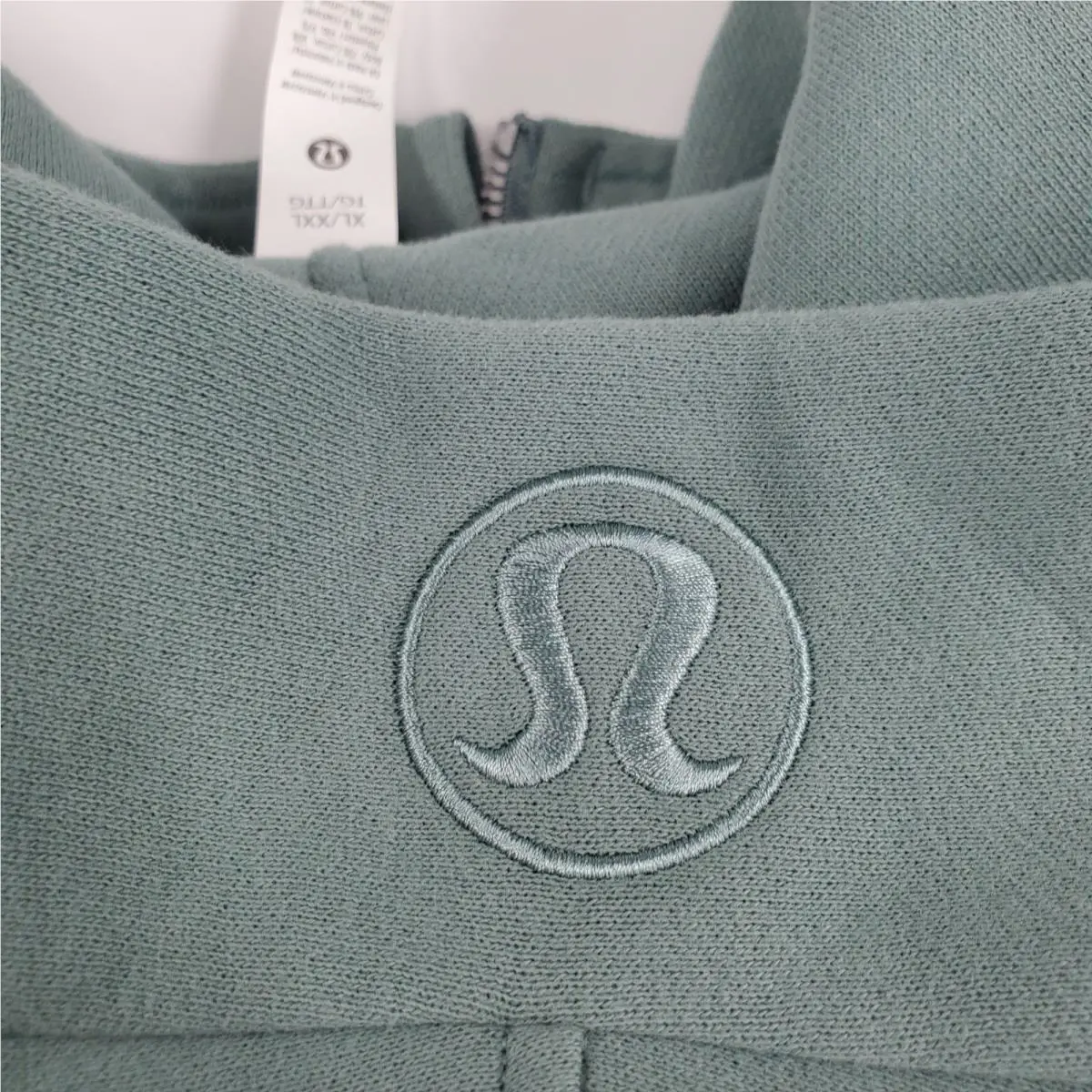 Lululemon clothing - Green 6