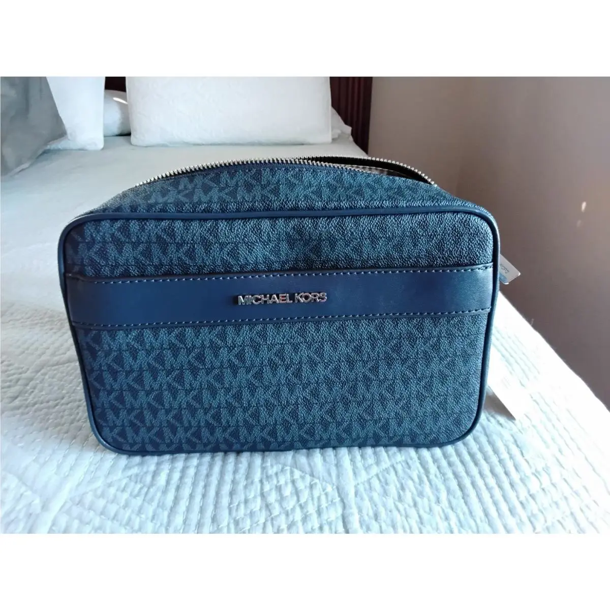 Kenly Large Pocket Crossbody by Michael Kors