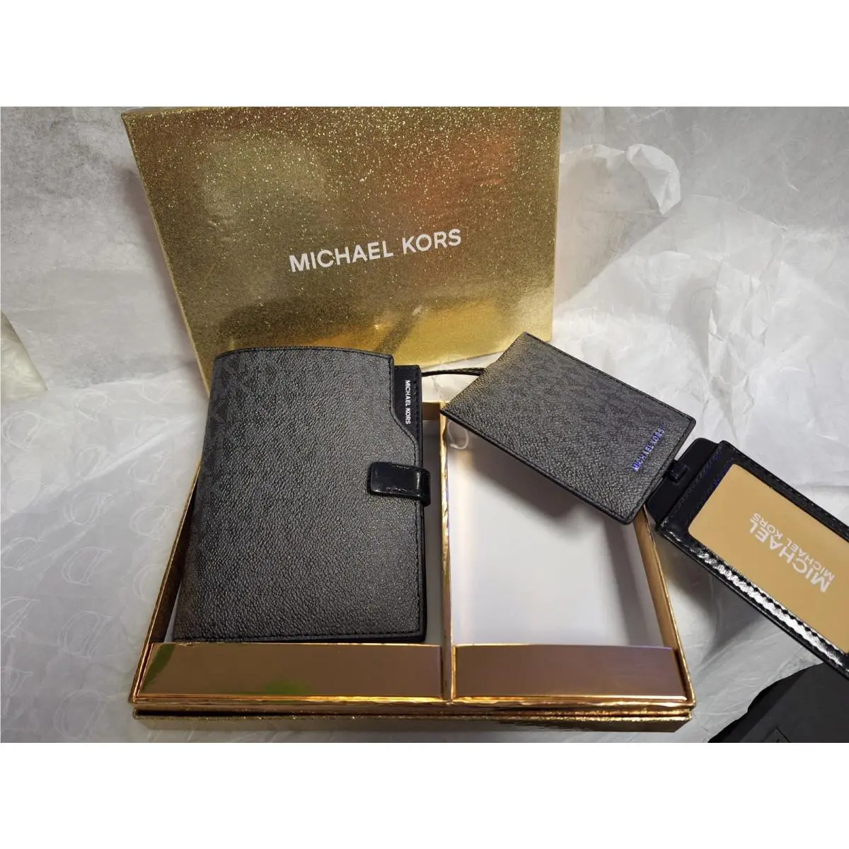 Michael Kors 2Pc Travel Box Set Mk Black Logo/ Passport Case Luggage