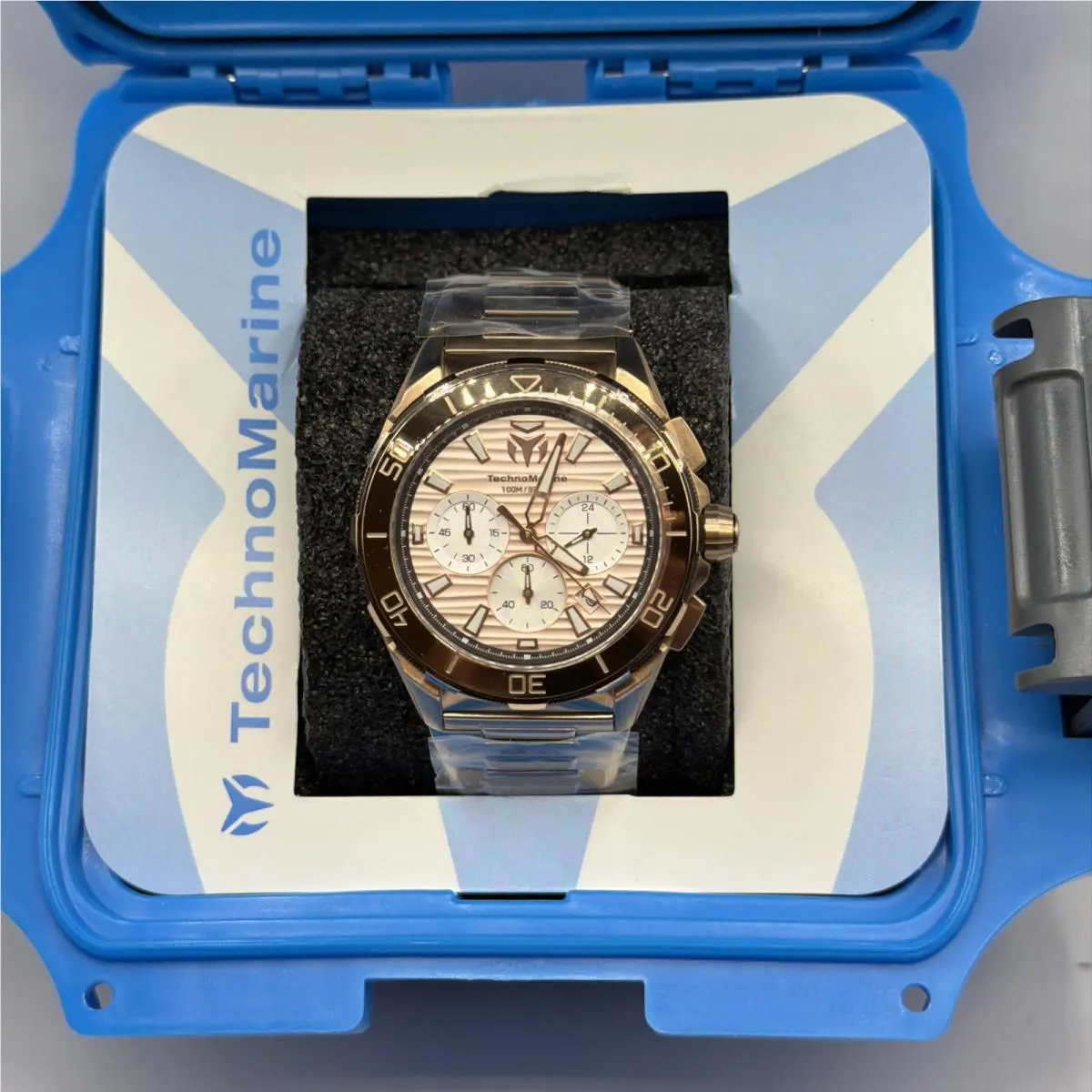 Technomarine Men`s Seven Seas Seven Seas 44mm Quartz Watch TM-725035