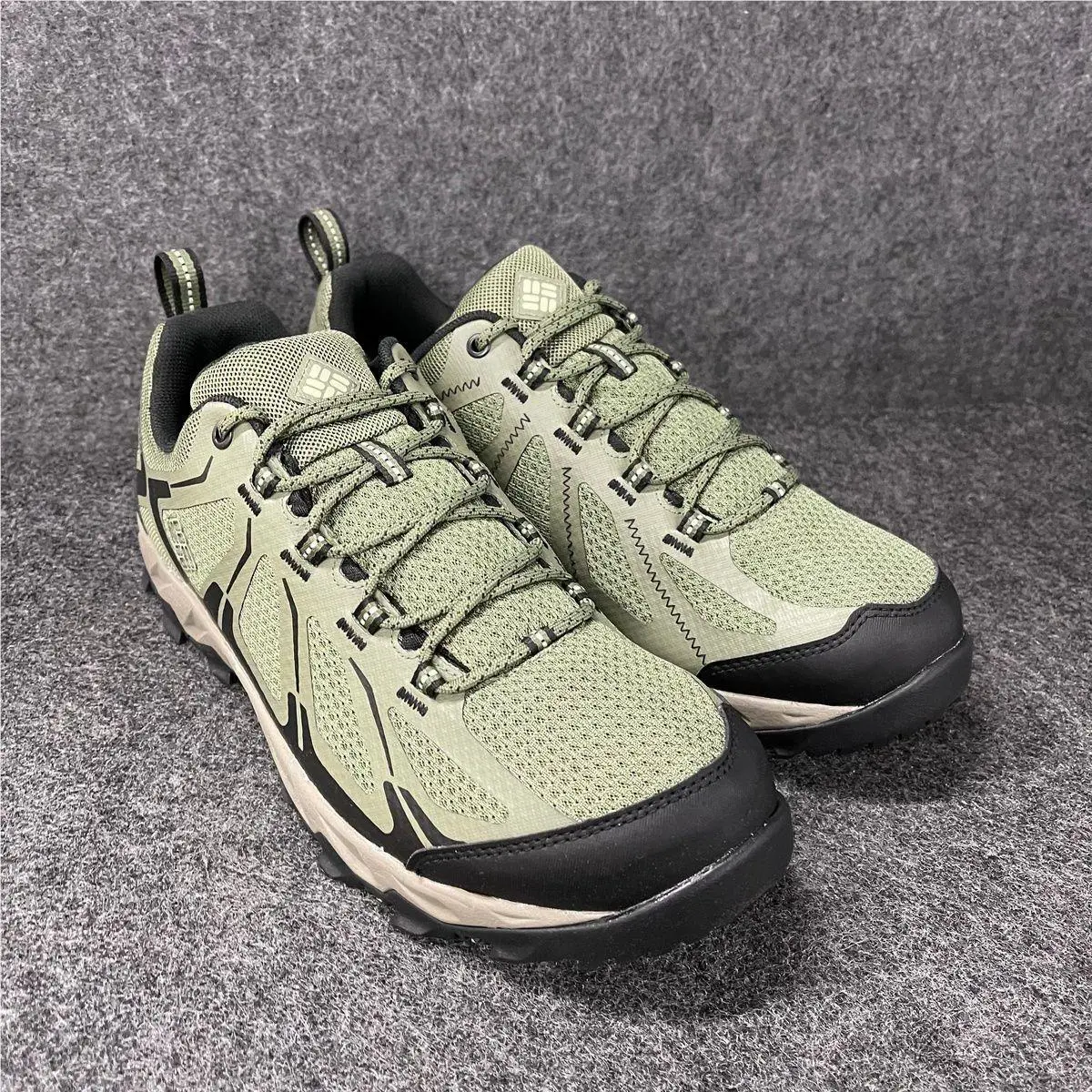 Columbia Grove Heights FS Low Outdry Sneaker Men`s Size 9.5 Mosstone