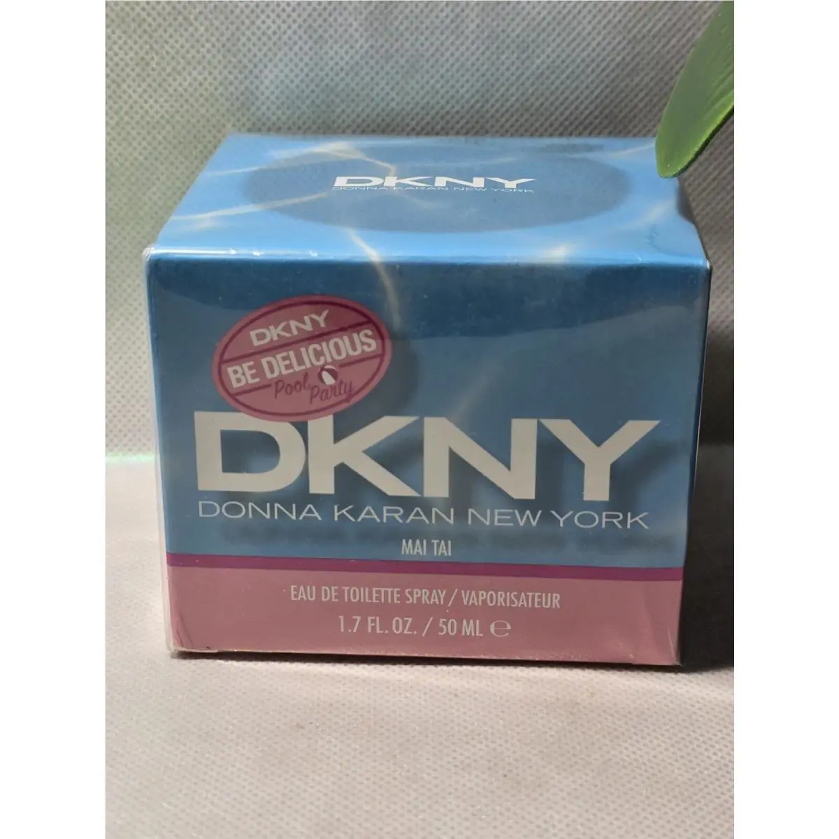 Dkny Be Delicious Pool Party Mai Tai Eau de Toilette Spray 1.7 FL OZ / 50 mL