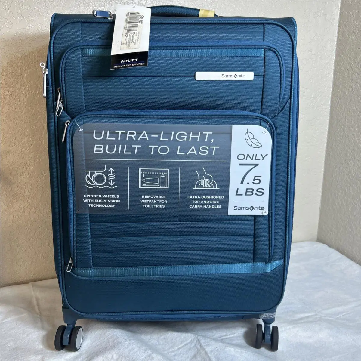 Samsonite Airlift Medium Spinner Luggage