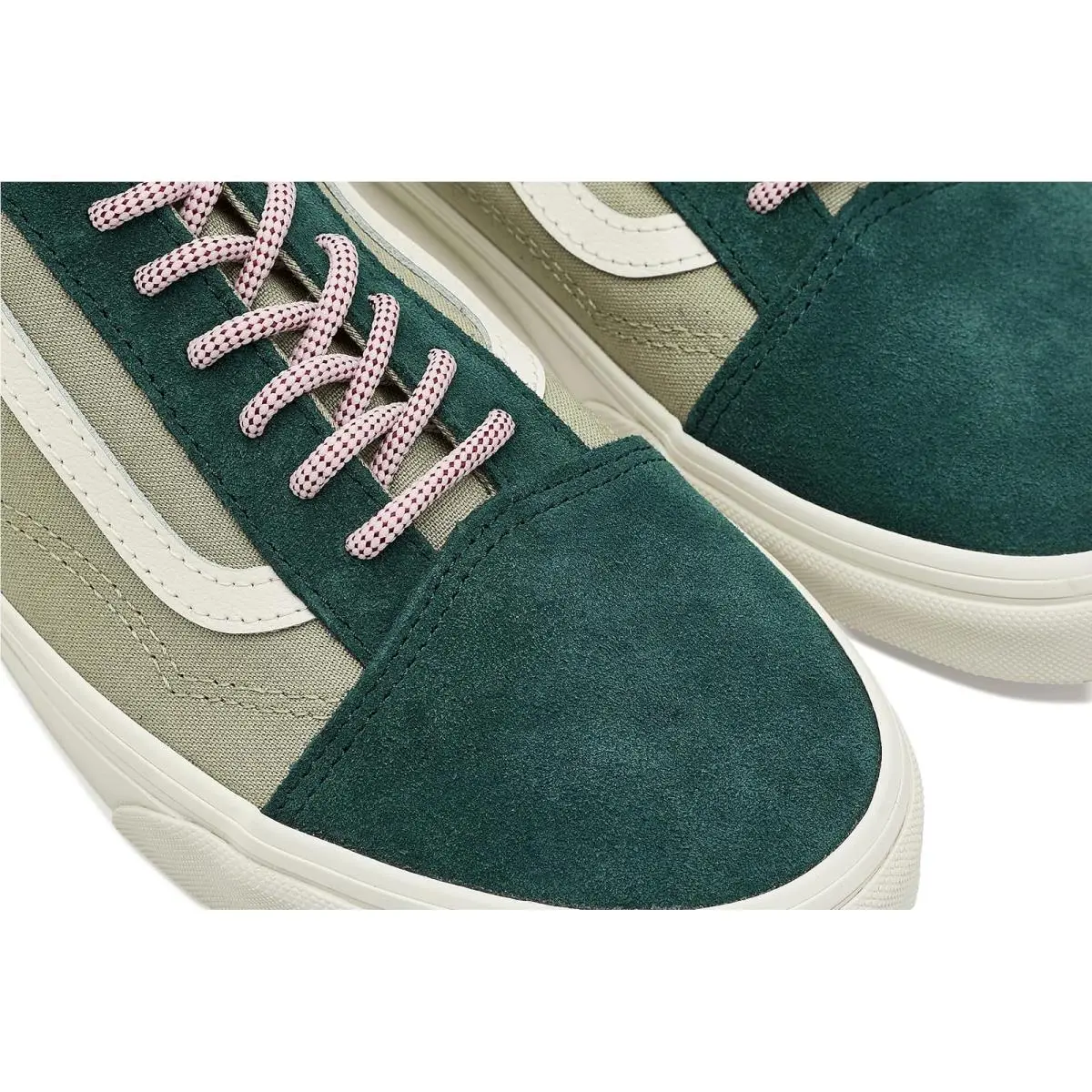 Vans shoes - Floral Embroidery Black/Pink 25
