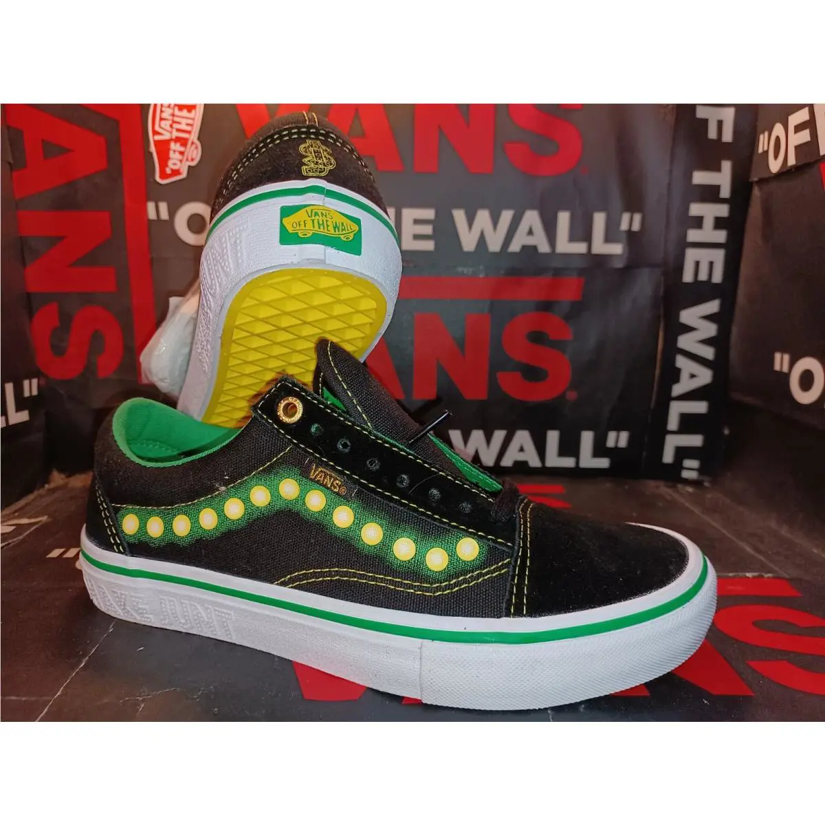 Vans shoes - Shake Junt - Shake Junt - VNOA45JC0V4 - Black/Green/White 3