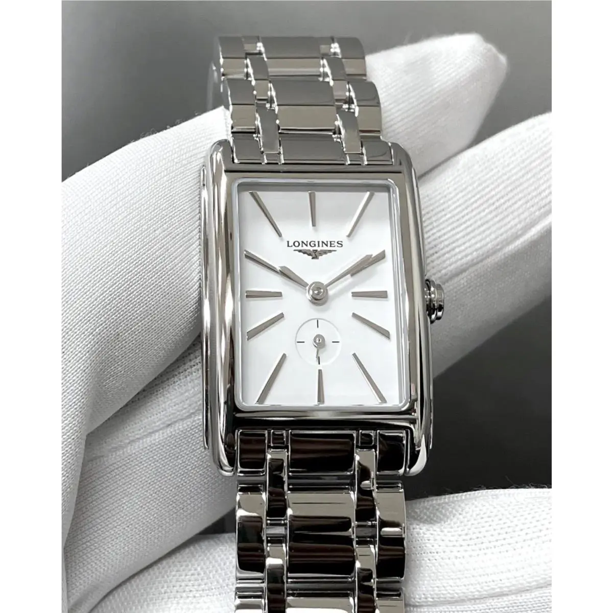 Longines Dolcevita Quartz 20mm White Dial Women`s Watch L5.255.4.11.6