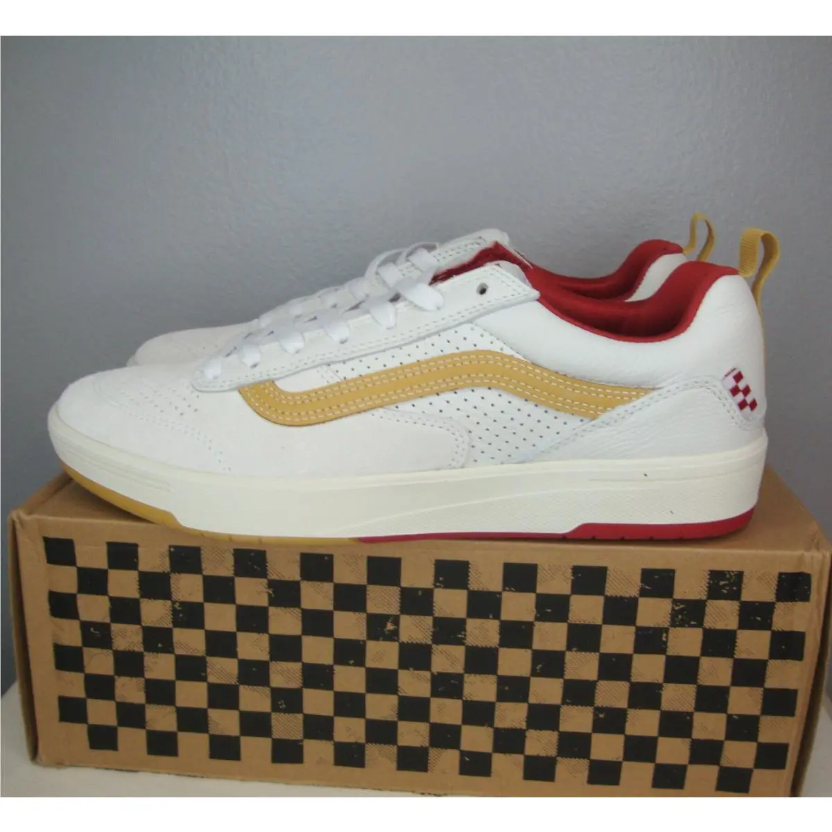 Vans shoes - VANS Zahba - Zahba - VN0007QQJ5K - White (UPC: 196575158052) 0