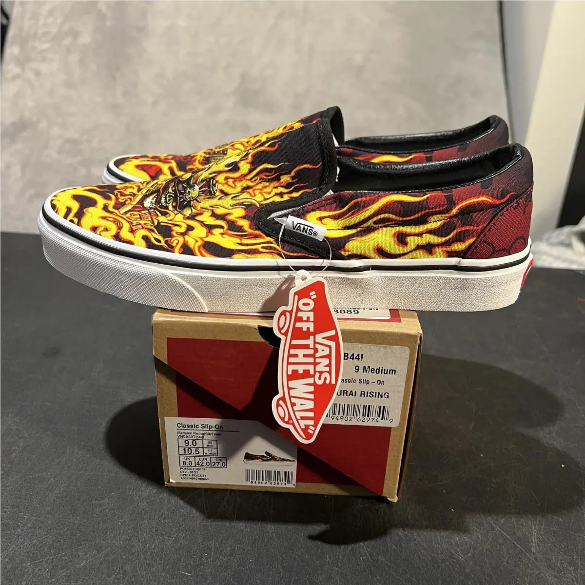 Vans shoes - Vans UA Classic Slip-On Samurai Rising - Multicolor 1