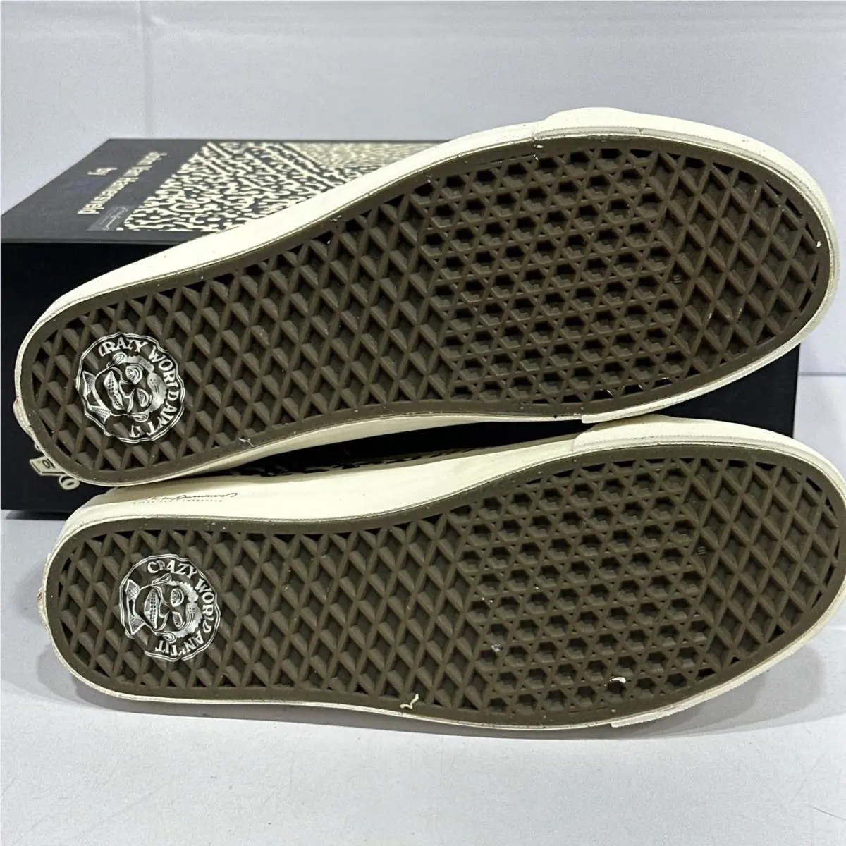 Vans shoes - Multicolor 9
