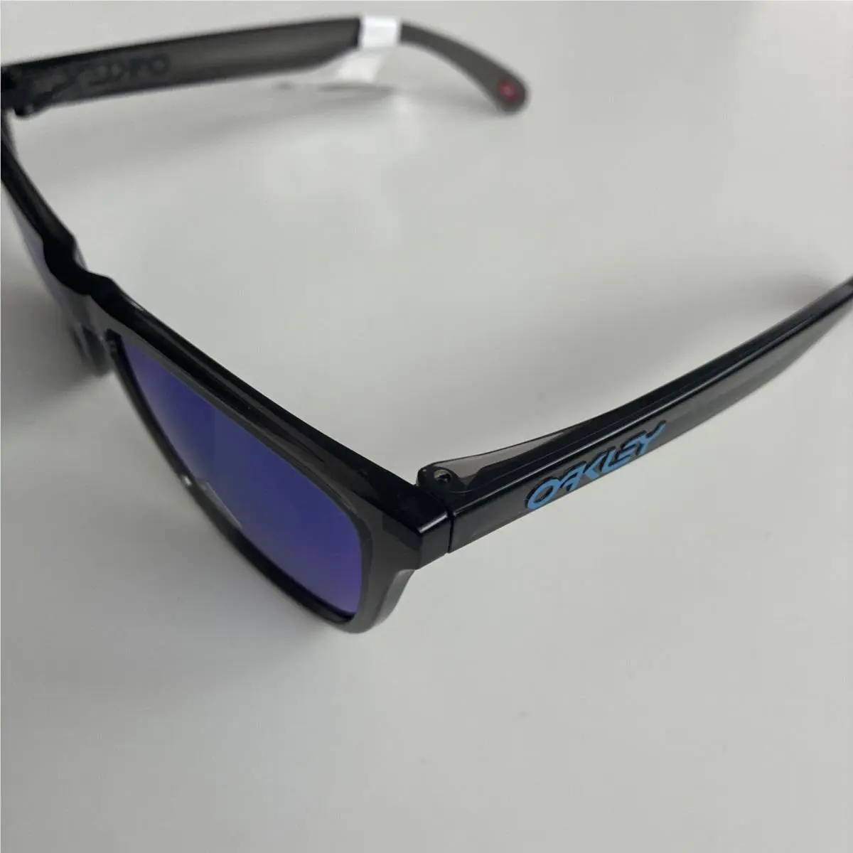 OO9245-74 Unisex  Frogskins A Sunglasses by Oakley