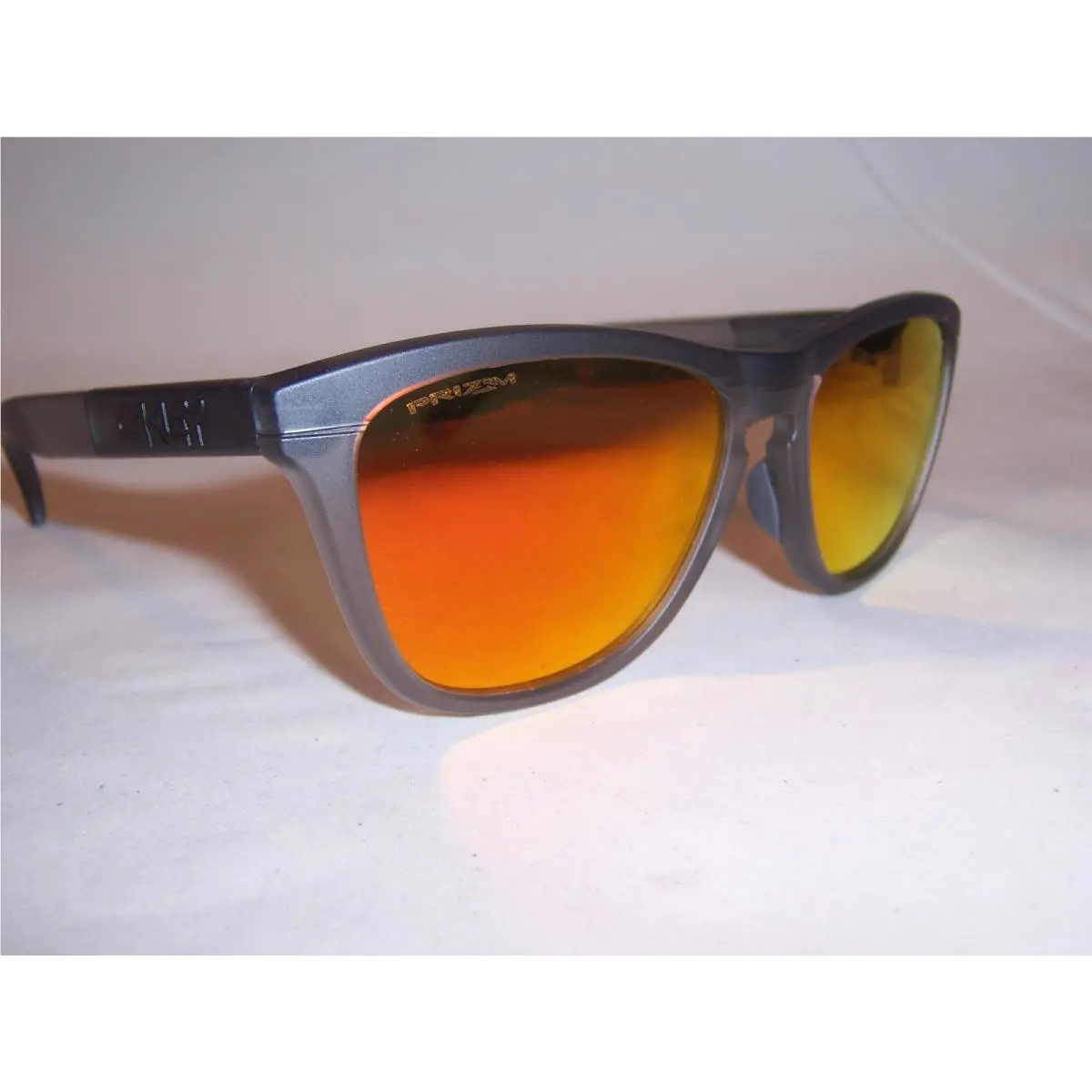 Sunglasses Frogskins Range OO9284-01 Grey Smoke/ruby 9284 by Oakley