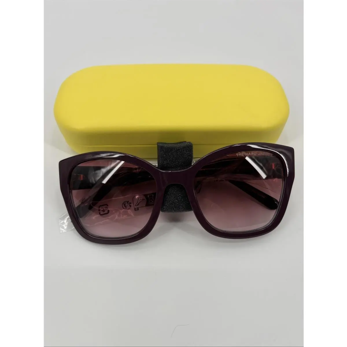 Marc Jacobs MJ626S-LHF-56 Sunglasses Frame Size 56mm 140mm 20mm Burgundy Women