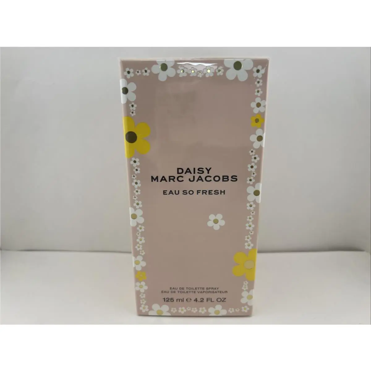 Marc Jacobs Daisy Eau So Fresh Women`s Eau de Toilette 4.2 oz