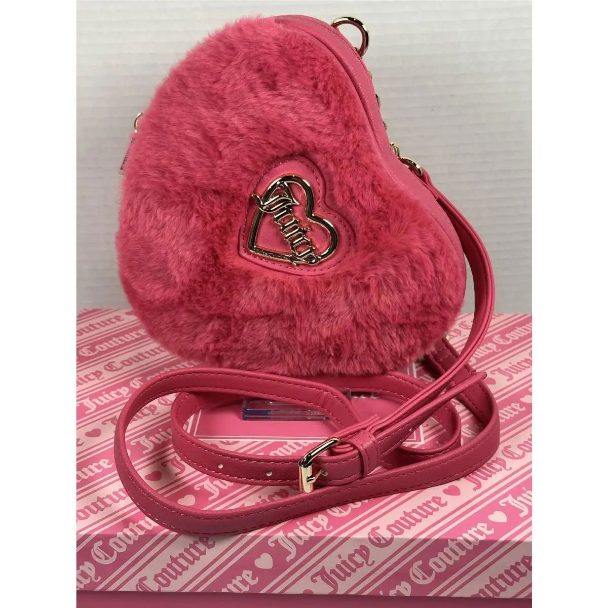 Juicy Couture Heart Crossbody Bag Set Pink Fur Lip Gloss Pom Pom Gift Box