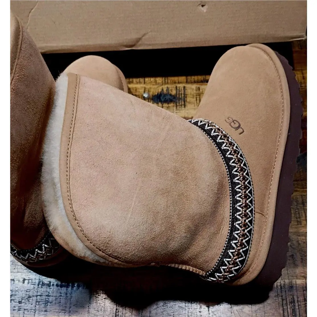 UGG shoes - Classic Short Crescent - Classic Short Crescent - Chestnut 4