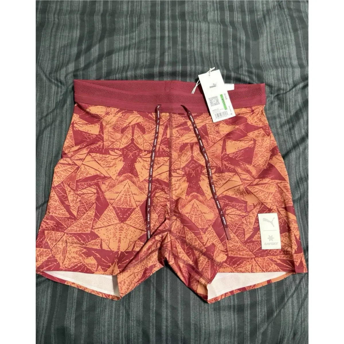 Puma x Saysky Women`s 4” High Rise Running Short Tights Size Large 527834-90