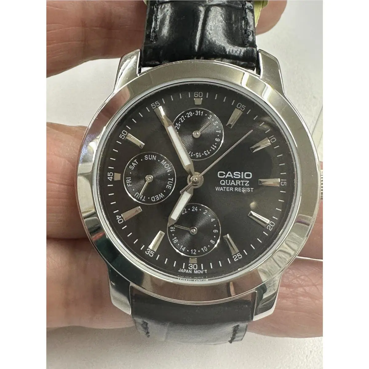 Casio Men’s MTP1192E-1A Leather Band Watch