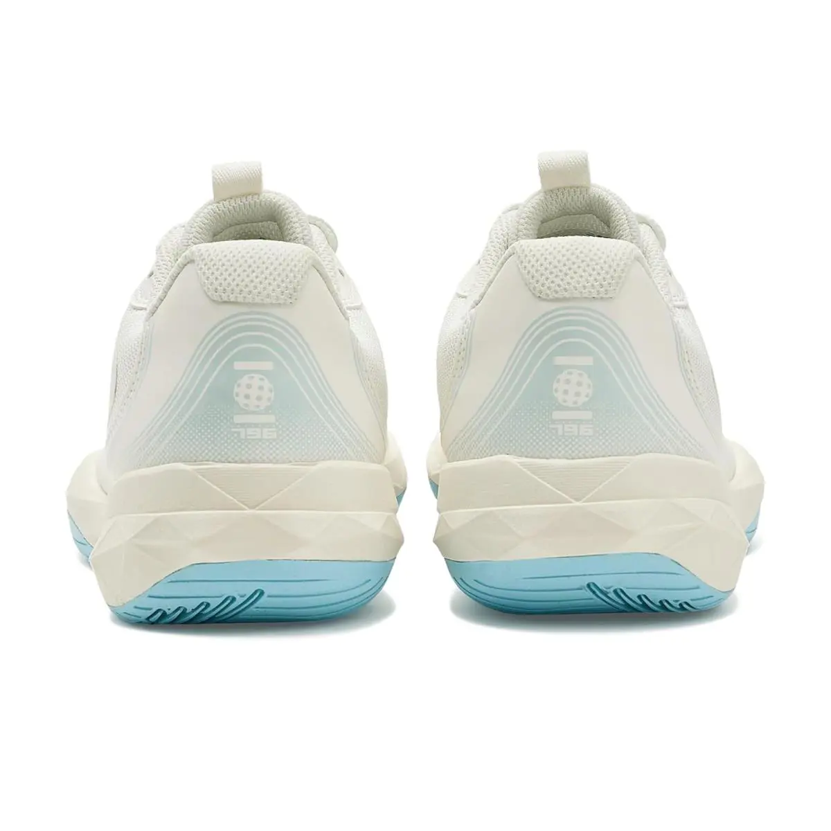 New Balance shoes - Sea Salt/Metallic Silver 19