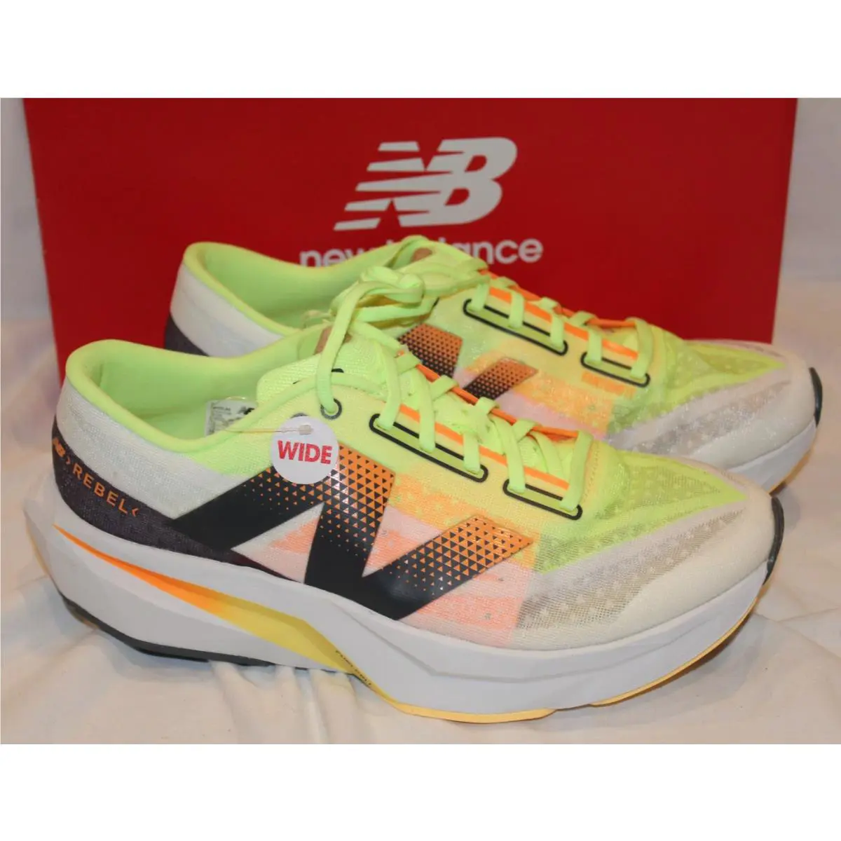 New Balance shoes - New Balance Fuelcell Rebel V4 - white green 4
