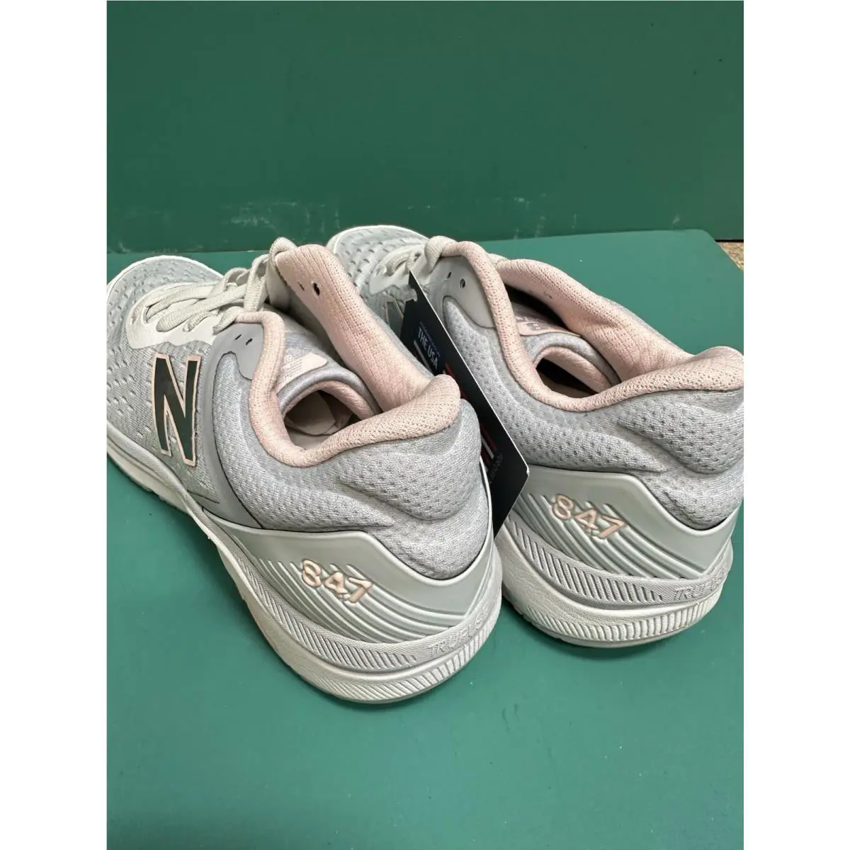 New Balance shoes - New Balance 847 V4 - Gray 4