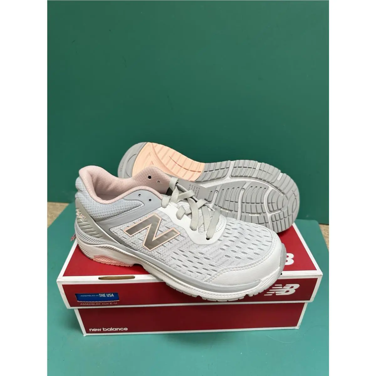New Balance shoes - New Balance 847 V4 - Gray 2